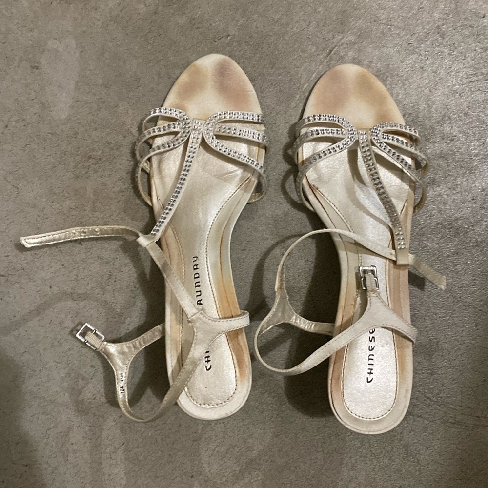 chinese laundry kitten heels